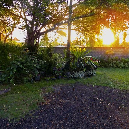 Coco Home Negombo Luaran gambar