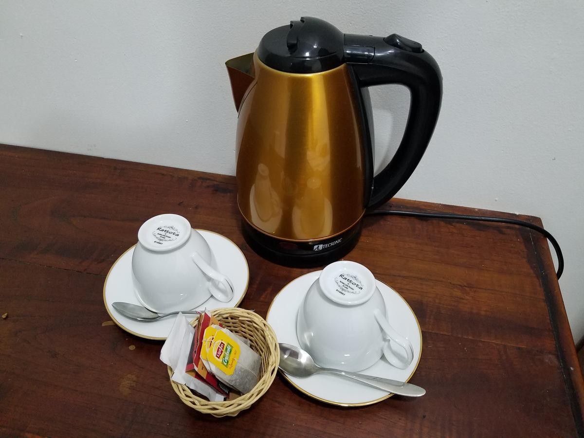 Coco Home Negombo Luaran gambar
